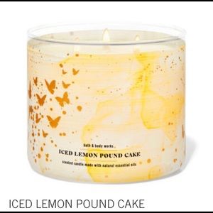 Bath & Body Works Iced Lemon Pound Cake candle